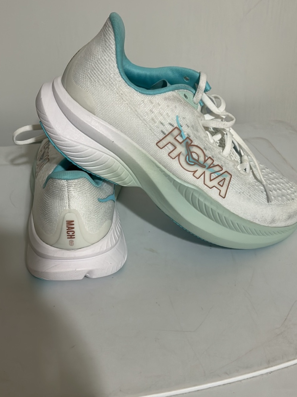 Hoka One One Women's White & Aqua Mach Running Shoes machine 6